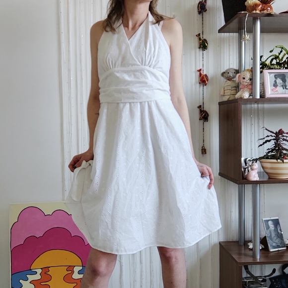 Vintage White Tie Neck + Waist Sundress - Picture 15 of 16